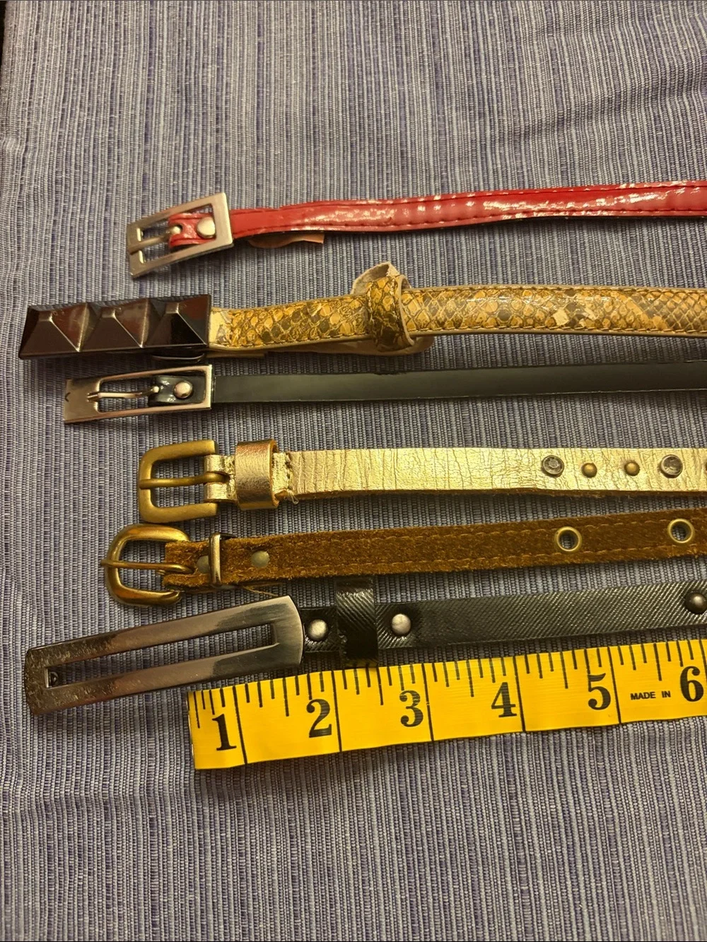 Bundle of 6 women’s belts